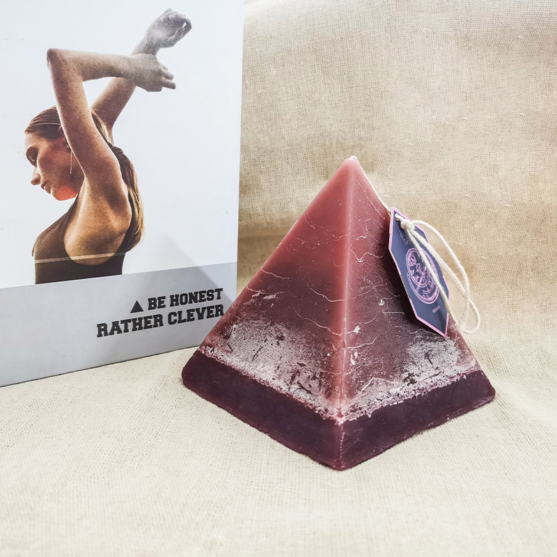 250g Luxury Crystal Candle Handmade Zodiac Scented Pyramid Candles na may Kristal